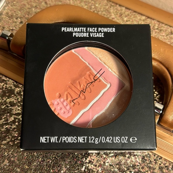 MAC COSMETICS Pearlmatte Face Powder - Flower Fantasy - NEW - Picture 4 of 10
